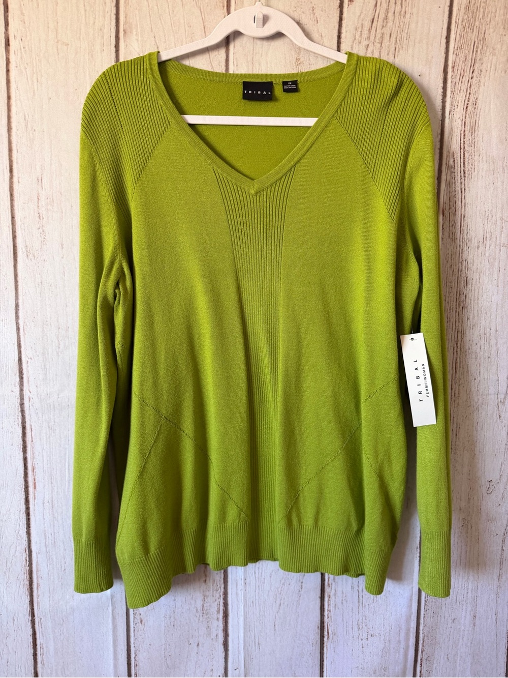 Tribal V-Neck Long Sleeve Sweater with Ribbed Details
Moss Green Size 2X